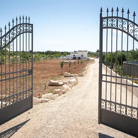Dei Tre Colli Villa Noto